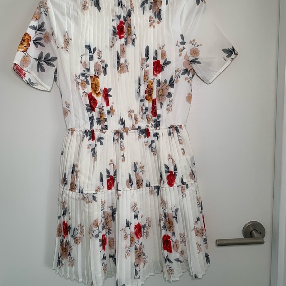 Boohoo White Dress with Pink Floral Pattern - Picture 1 of 10